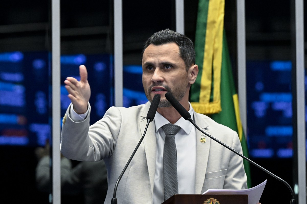 Cleitinho Azevedo não será candidato ao governo de Minas Gerais