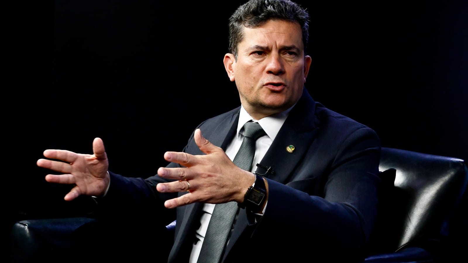 Moro lidera disputa para governador no Paraná, com 45%