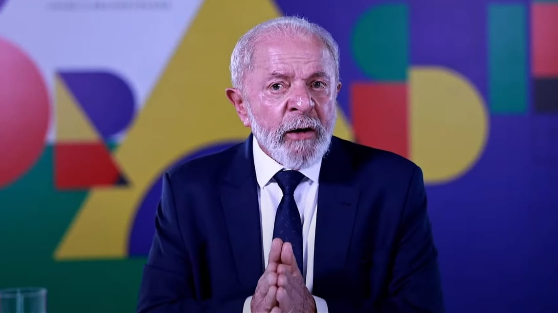 Lula divulgará nesta semana cartas aos evangélicos e aos católicos, diz presidente do PT