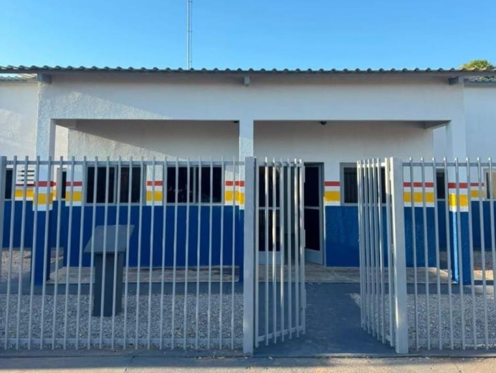 Cáceres inaugura Laboratório Municipal Erivelton Luciano Silva Martins