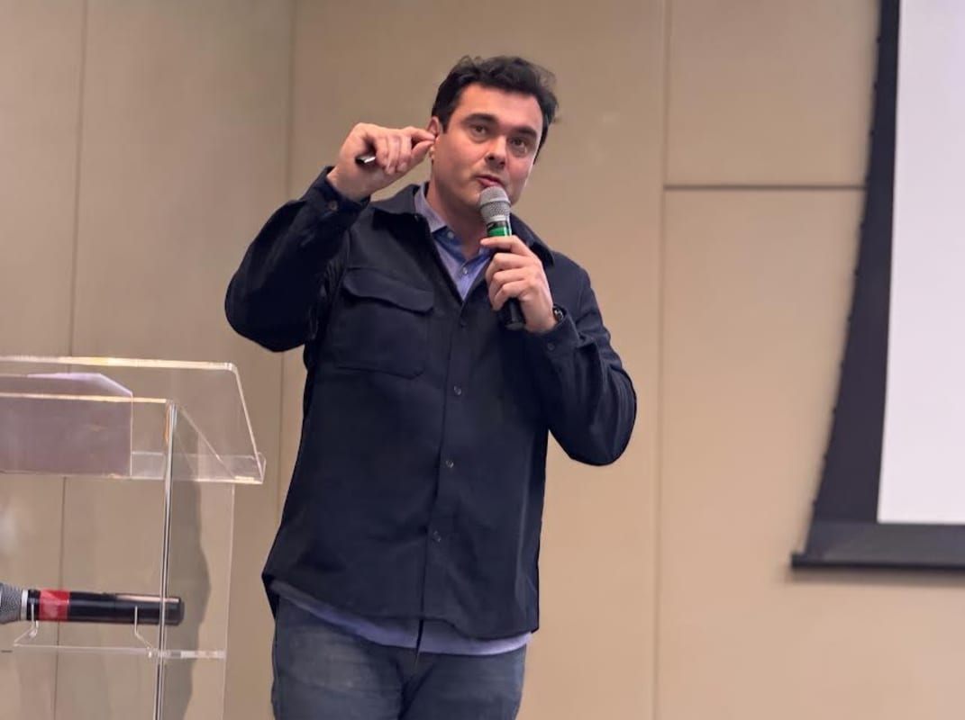 Congresso conclui pacote Redata; textos vão à sanção