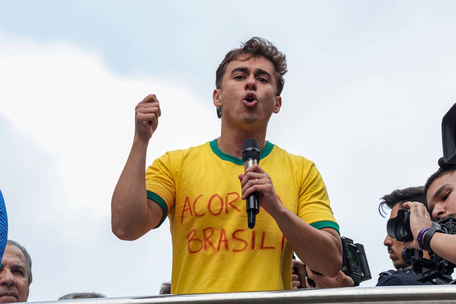 TRE-MG manda Meta e X preservarem dados sobre relatório falso ligado a Nikolas