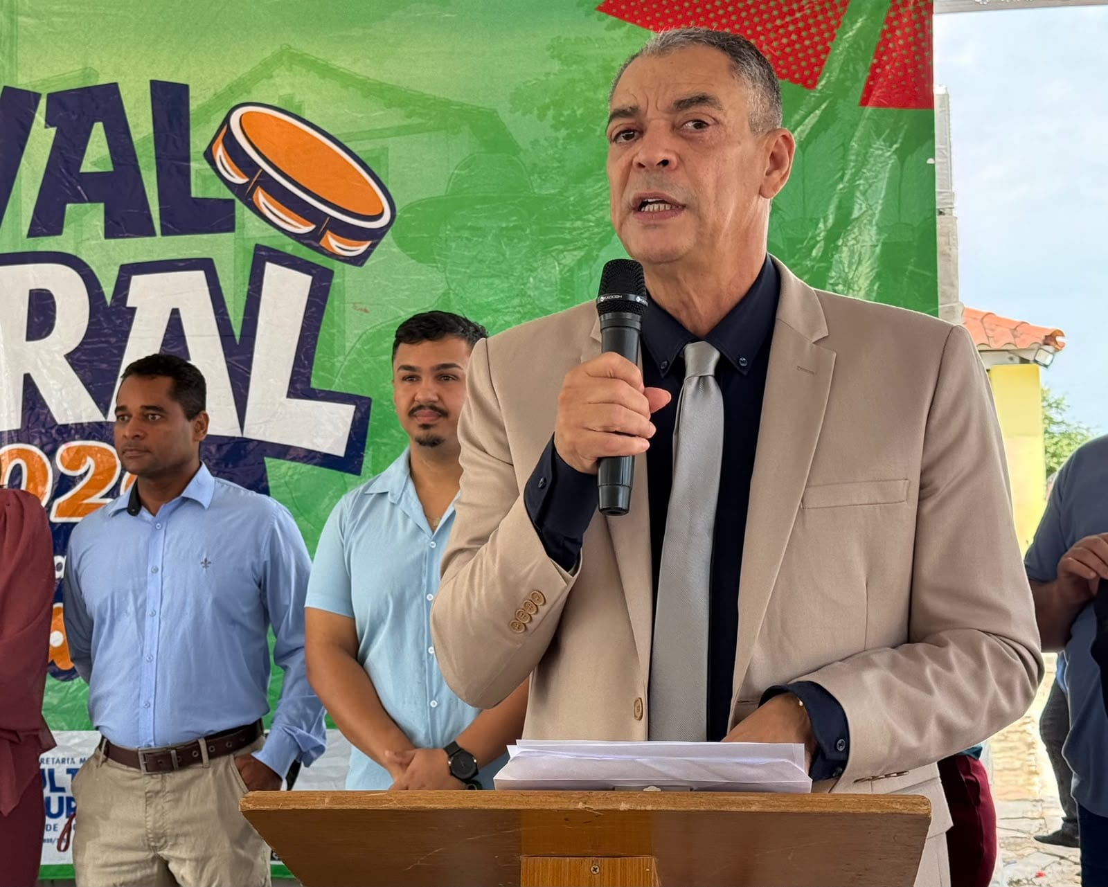 Prefeito Rubão inicia programação dos 63 anos de Monte do Carmo e agradece à população carmelitana
