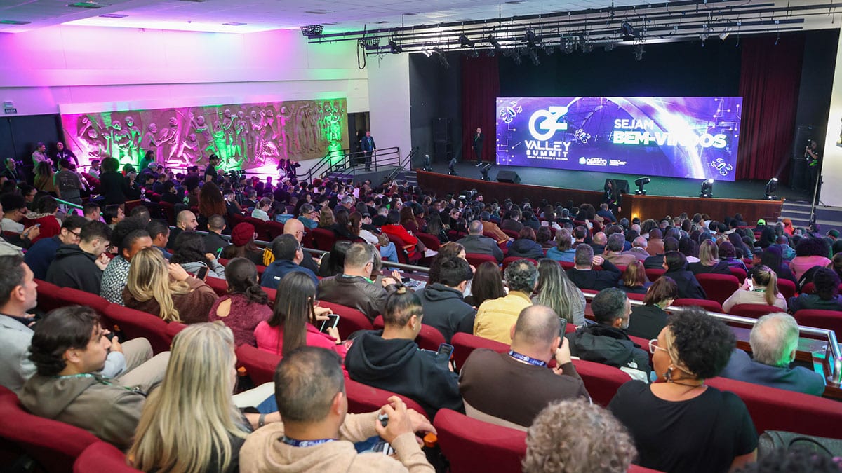 Uso de IA e demais tecnologias dominam painés de reflexões do OZ Valley Summit