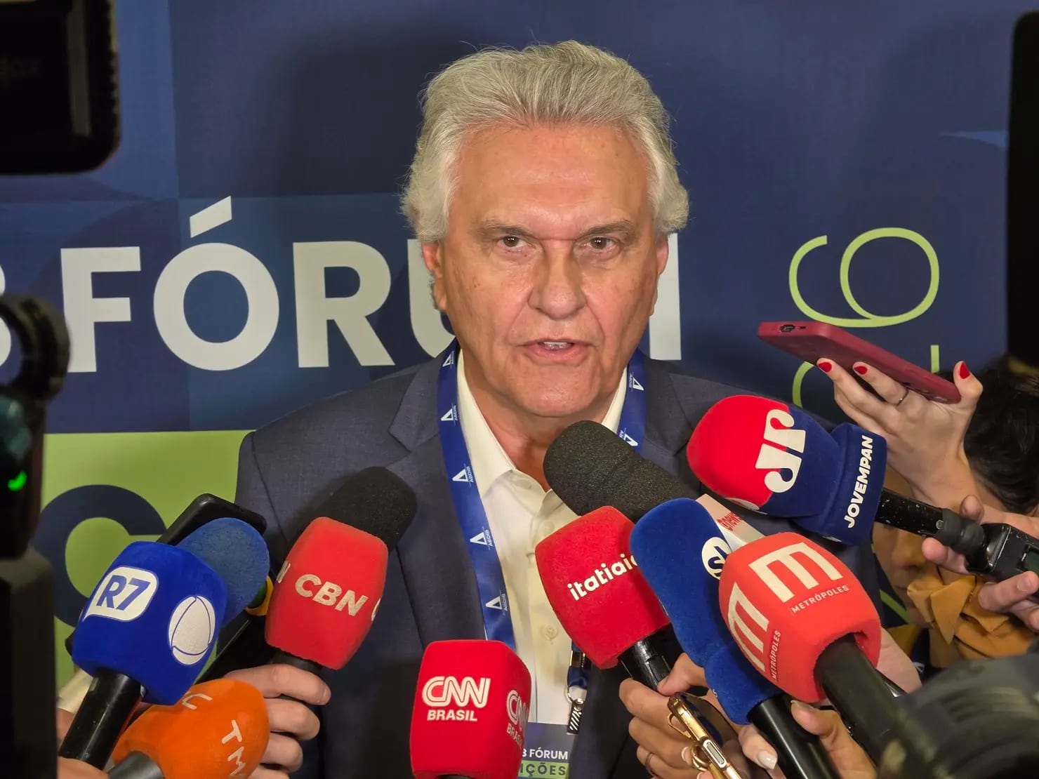 Caiado: Secom ‘botou briga com Trump na cabeça’ de Lula