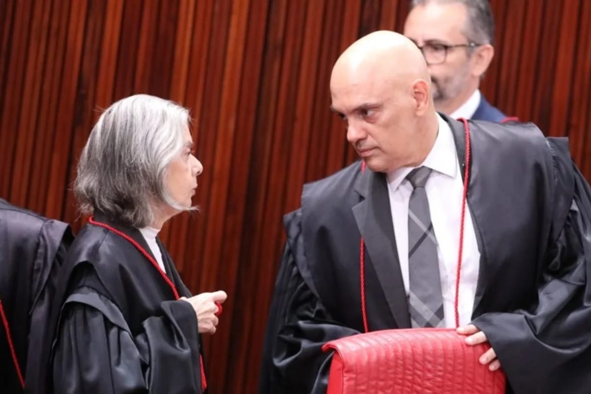 Cármen Lúcia procura Moraes e presta solidariedade em meio à crise no STF