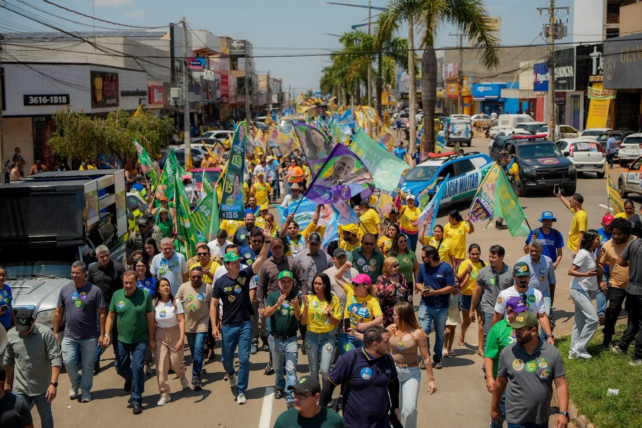Daniel Vilela mobiliza milhares em caminhada em Águas Lindas (1º/10)