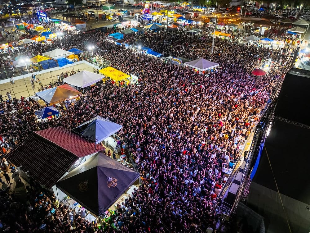 Festeja Piripiri reúne milhares de pessoas e movimenta a economia local