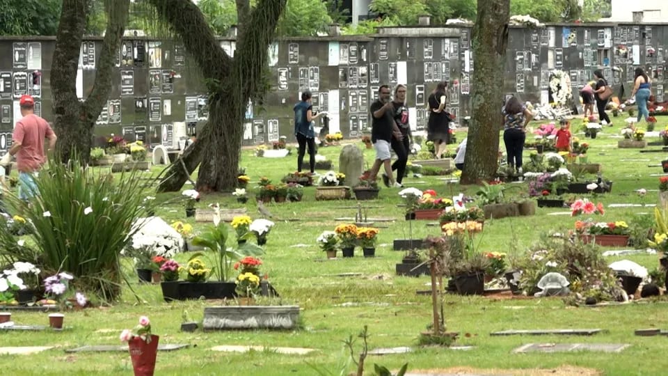 Foz protocolou plano para quase 9,6 mil vagas em cemitérios