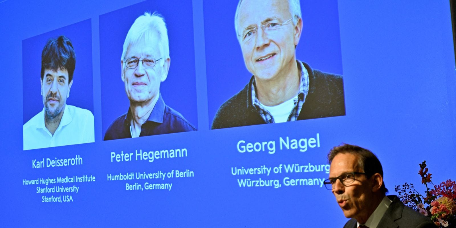 Nobel de Química vai para descoberta de imagem espelhada de moléculas