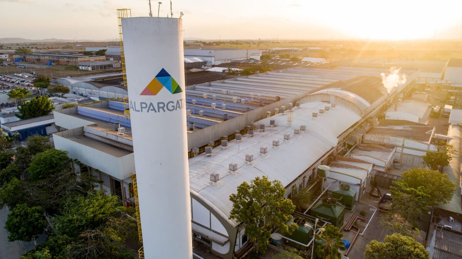 Alpargatas abre inscrições para programa de trainee com salário de R$ 12 mil
