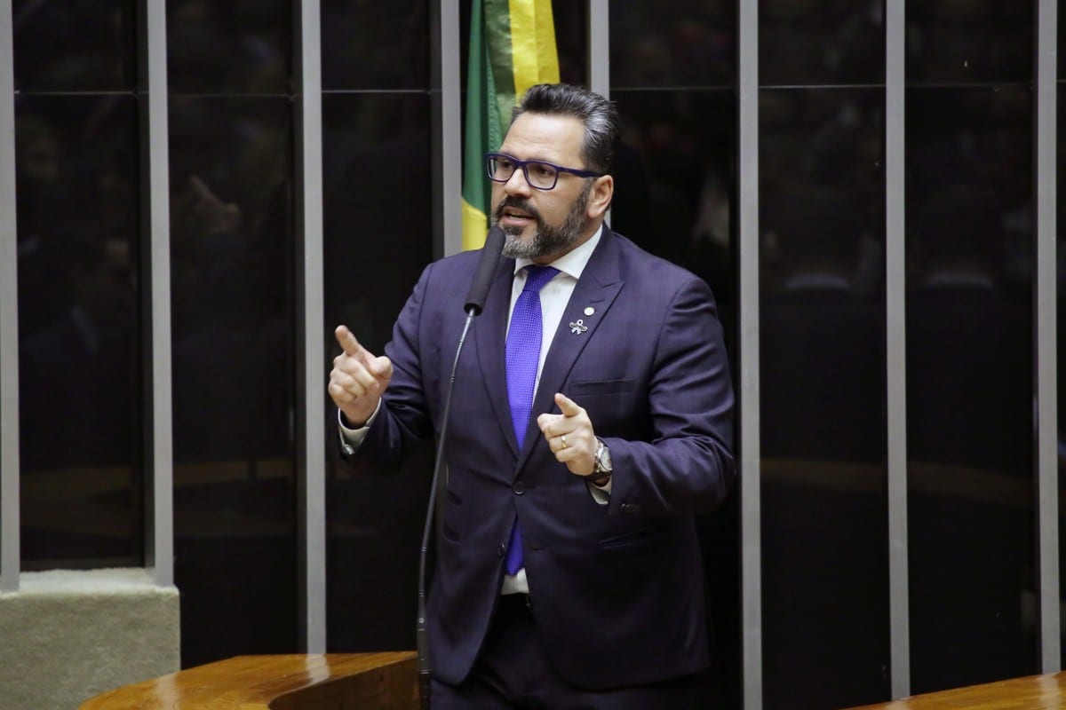 Qual é o número de Alan Rick, candidato ao governo do Acre em 2026?