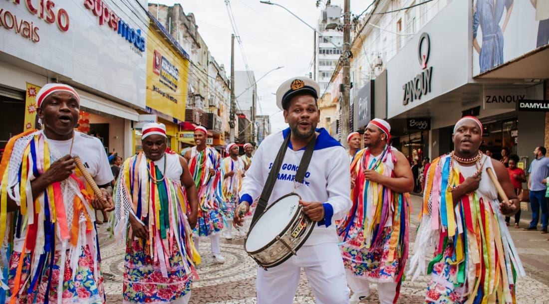 Cortejo reúne dez grupos de cultura popular em Aracaju neste sábado