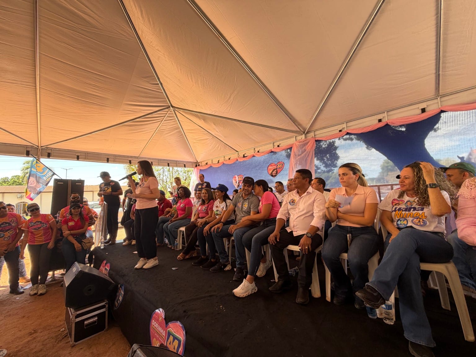 Dorinha reúne centenas de jalapoeiros em pleno domingo e faz compromissos com região “aqui tem uma mulher que tem palavr