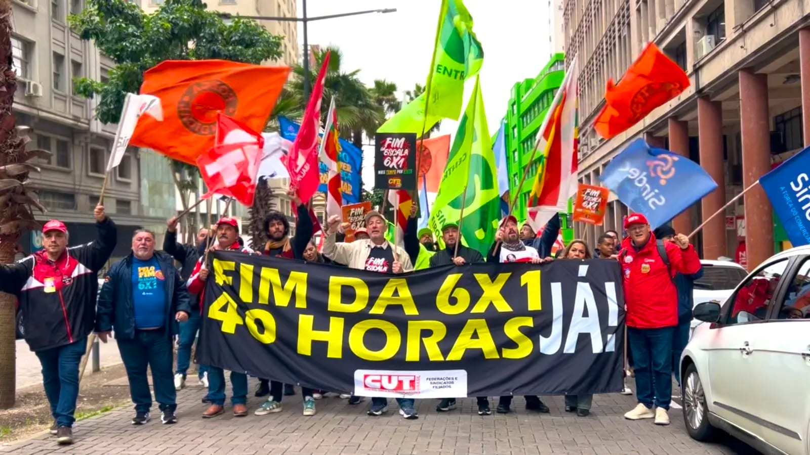 Redução da jornada aprovada na Câmara alcança servidores e divide a disputa pelo Piratini