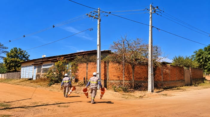 Equatorial libera solicitações de energia para 172 famílias em Niquelândia