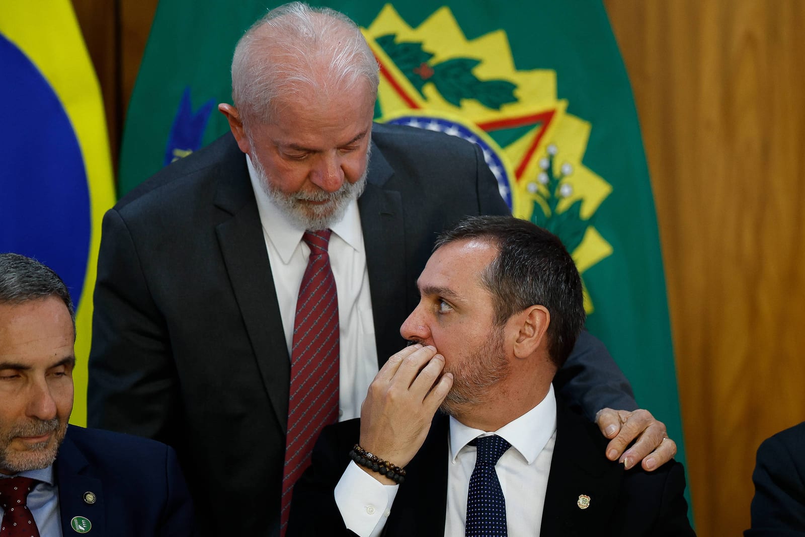 Mercadante sai em defesa de diretor-geral da PF e diz que questionamentos são inaceitáveis