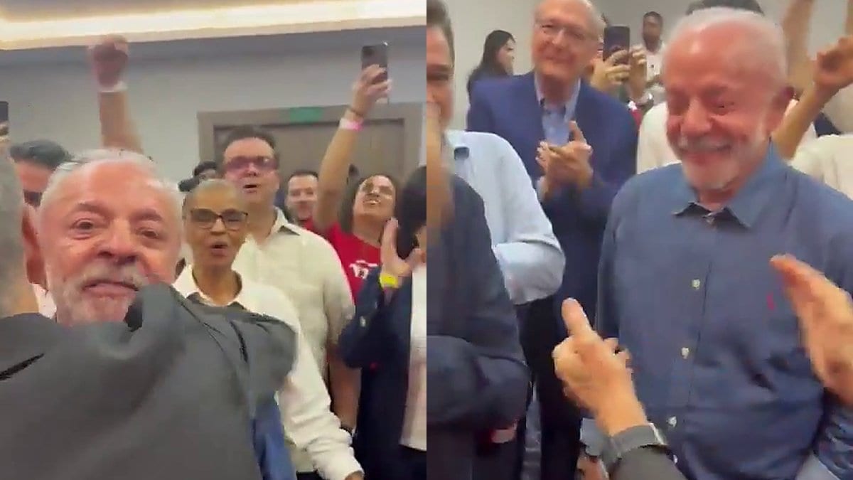 Emocionado, Lula abraça aliados e é aplaudido ao comemorar a virada sobre Flávio Bolsonaro na apuração