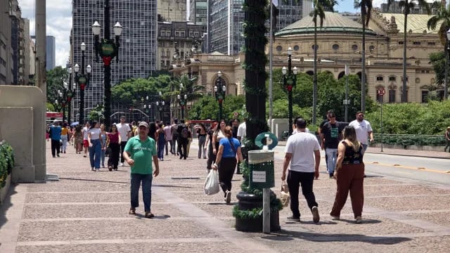 Onda de calor começa nesta sexta (28) com temperatura de 34°C na cidade de São Paulo
