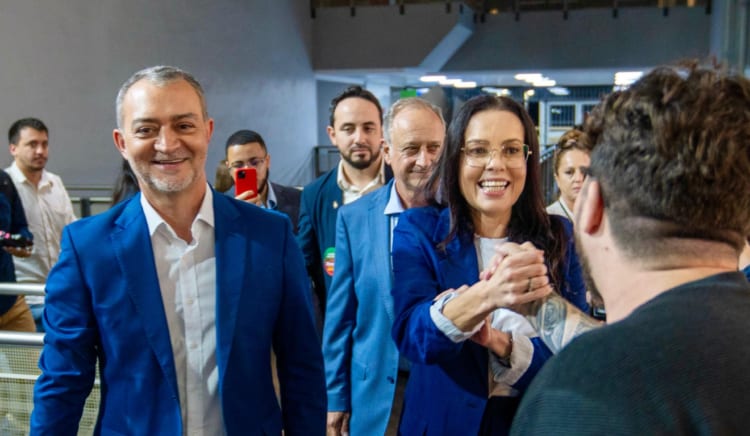 Juliana Brizola e Edegar Pretto cumprem agenda na Região Metropolitana neste fim de semana