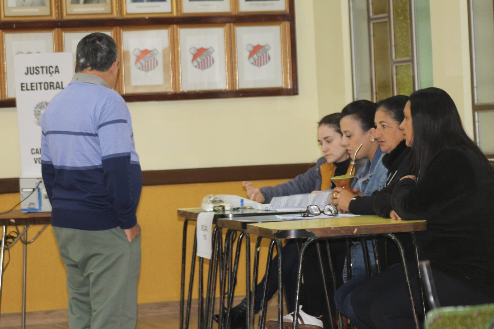 Segundo turno eleições 2026: votação segue tranquila em Santiago