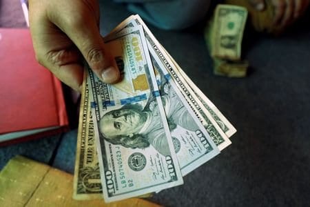 Câmbio fica mais sujeito a risco de volatilidade com aperto eleitoral