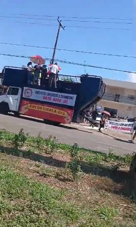 Professores paralisam atividades e fazem manifestação em Palmas nesta quarta-feira
