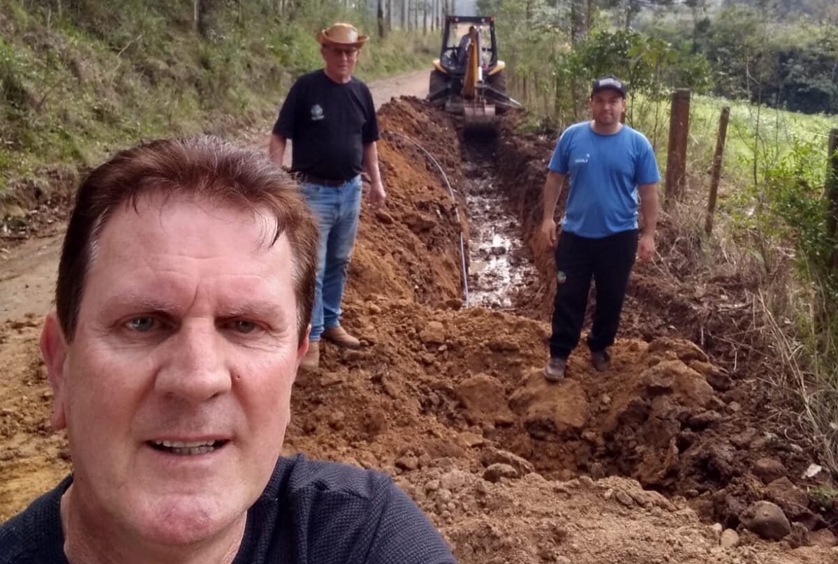 Prefeitura amplia redes de água em três localidades de Lagoa Bonita do Sul