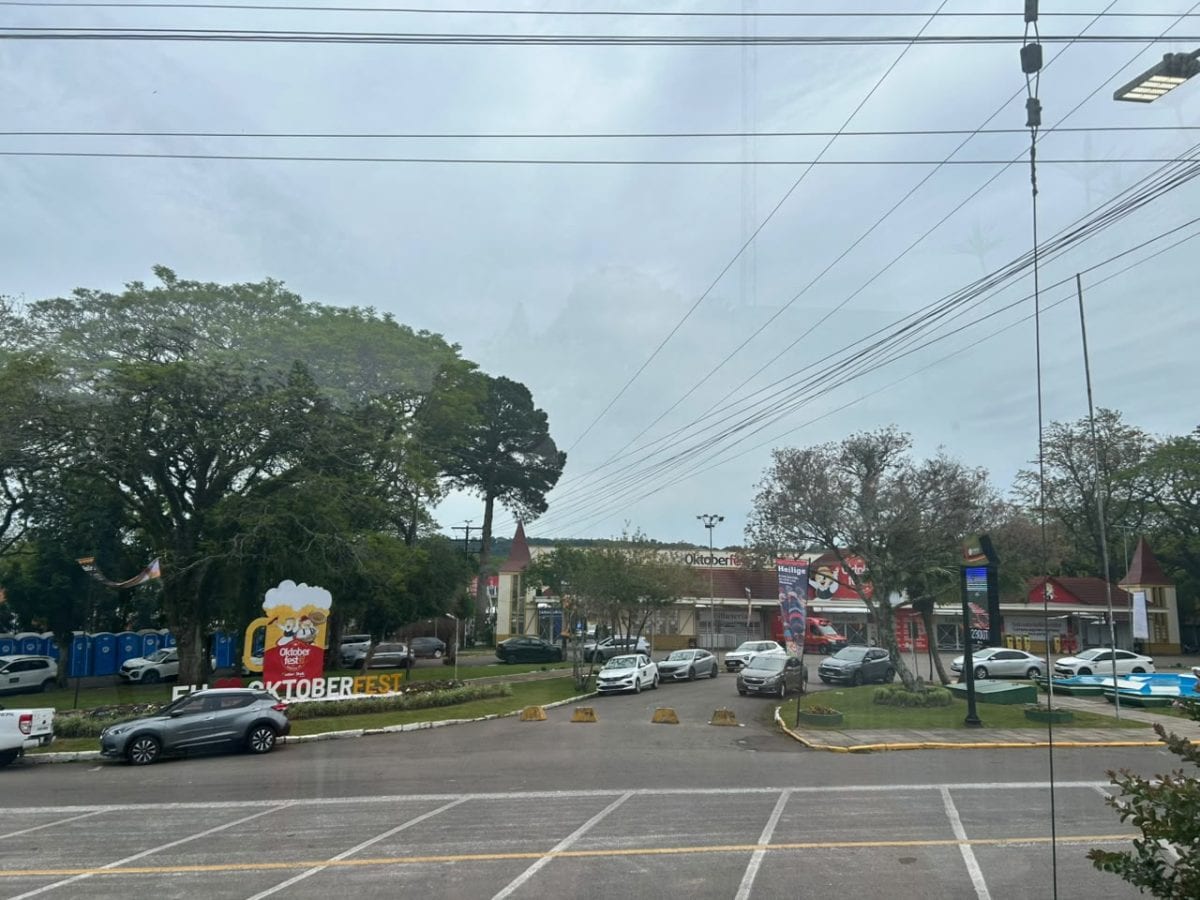 Fim de semana de eleição e Oktoberfest terá sol e chuva em Santa Cruz
