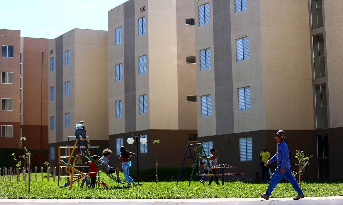 CDHU contrata Vunesp; edital do concurso pode sair em breve