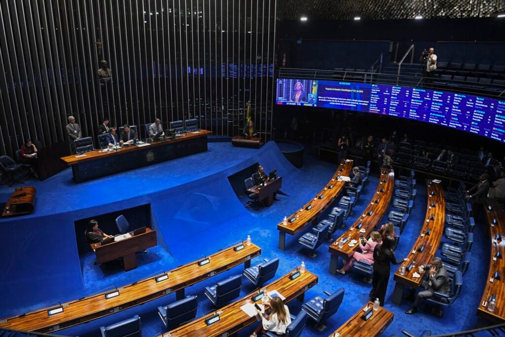 Mudanças na jornada de trabalho afetam a escolha dos trabalhadores nas eleições