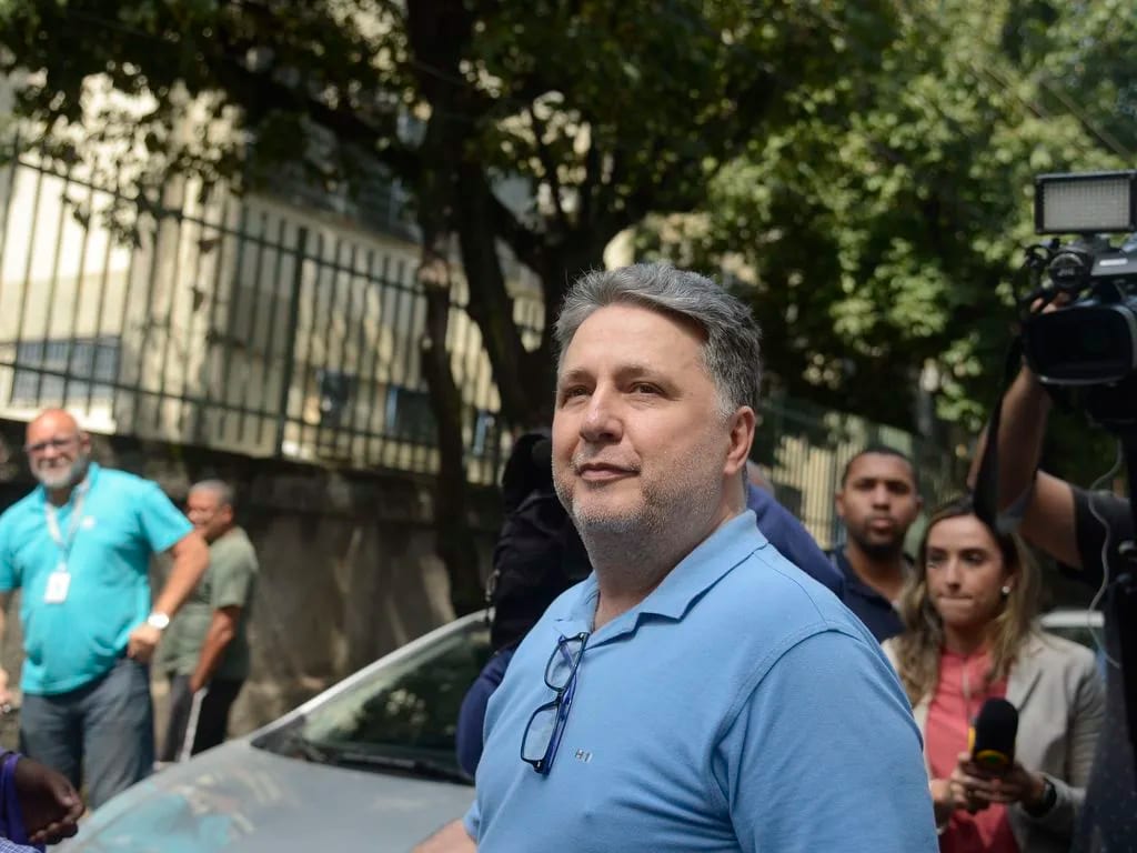 TRE-RJ marca para 29/9 julgamento dos embargos de Garotinho
