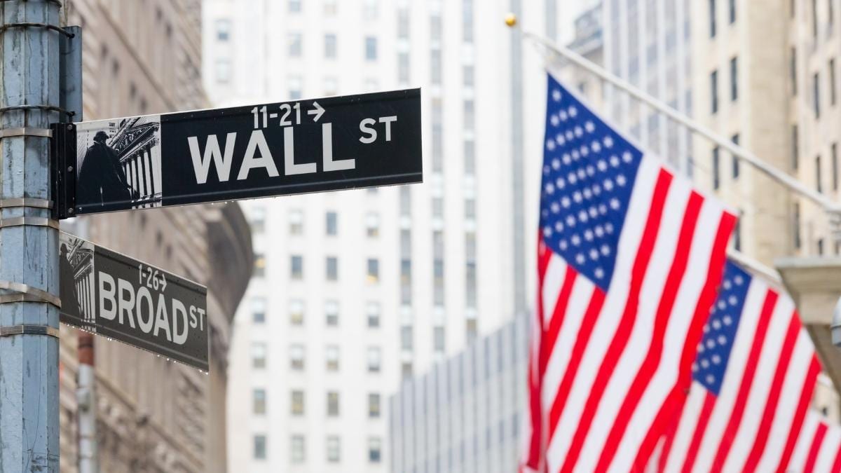 Wall Street opera mista com alta dos preços do petróleo, de olho em balanços e dados