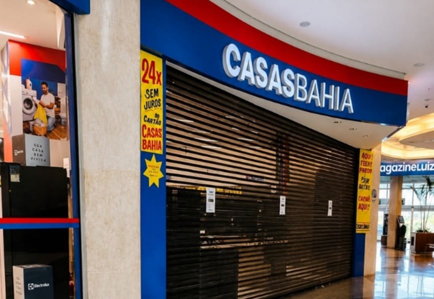 TRT-10 mantém suspensa a demissão de 1.900 empregados das Casas Bahia