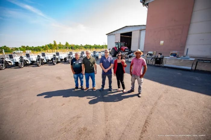 Prefeitura entrega equipamentos para fortalecer a agricultura familiar em Boa Vista