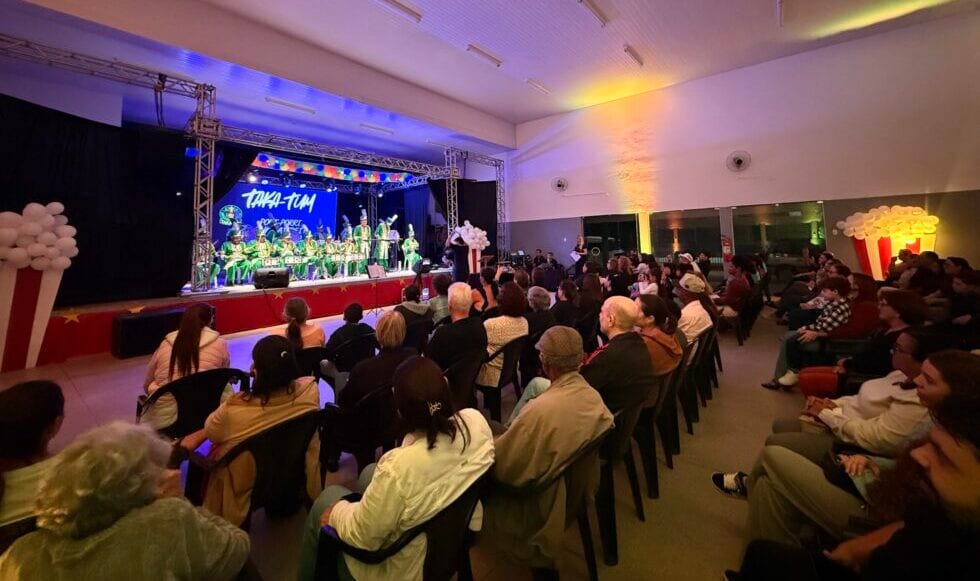 APAE de Presidente Bernardes realiza 3º espetáculo “Baú dos Talentos” e destaca habilidades dos atendidos