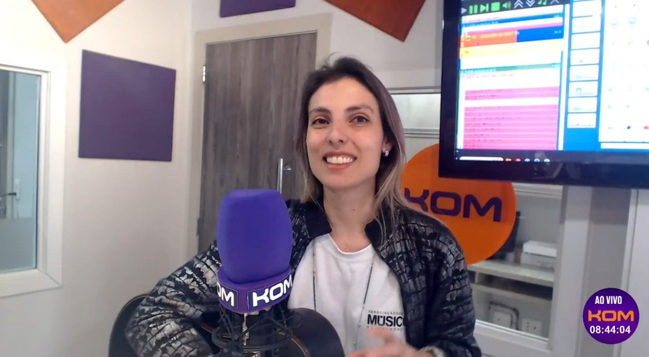 Vídeo: Associação dos Músicos de Veranópolis promove "Oficina Jovem Produtor Musical"; presidente Tassi Paludo detalha i