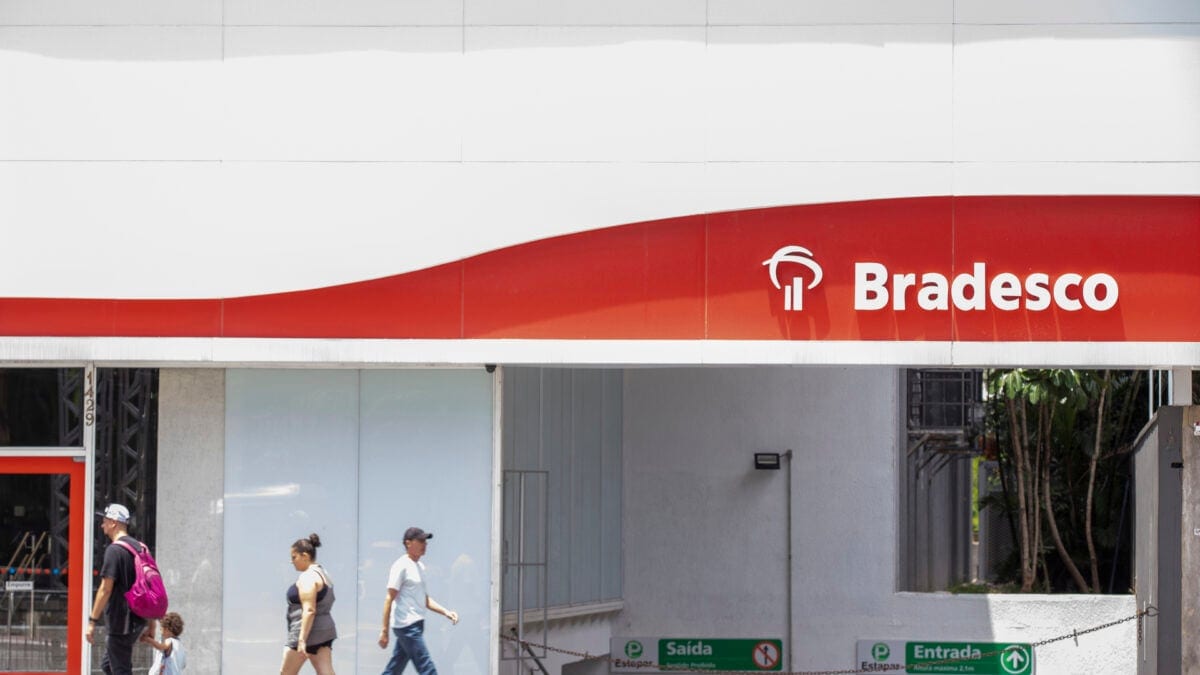 Bradesco Vê Pressão em Inadimplência no Mercado, Mas Está Seguro com Portfólio de Crédito do Banco, Diz CEO
