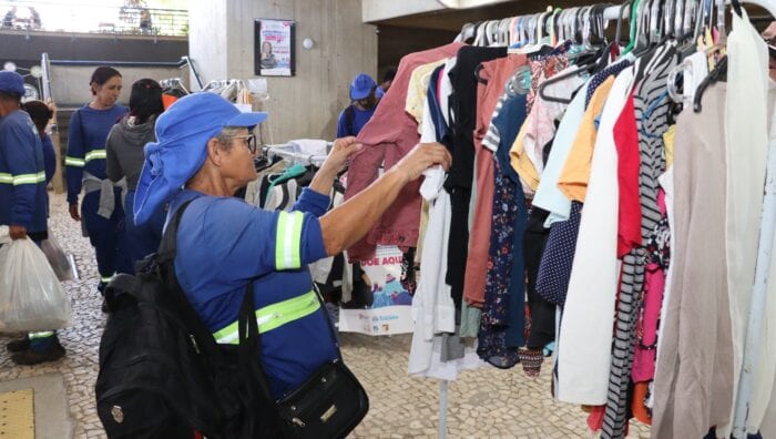 Fundo Social encerra bazares solidários e registra 11,2 mil famílias atendidas na Campanha do Agasalho