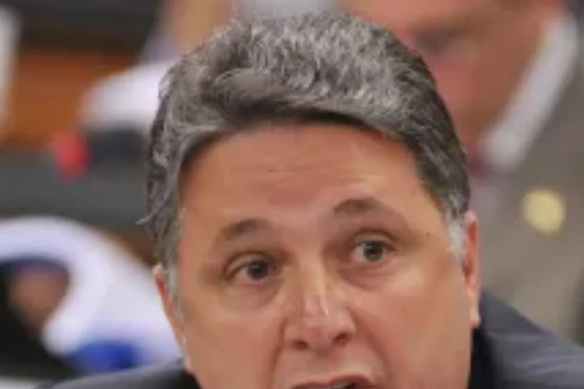 TSE revoga liminar: votos em Anthony Garotinho serão considerados nulos