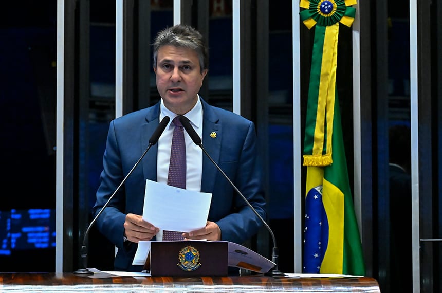 Transformação de Cefets de Minas e do RJ em universidades federais vai à sanção