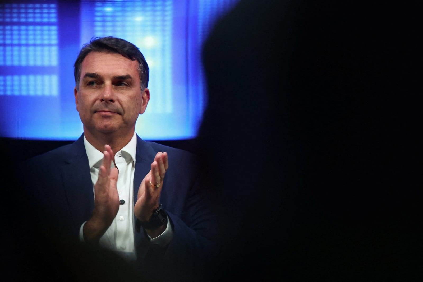 Brasil tentou evitar entrada de Flávio Bolsonaro nos EUA, diz Washington Post