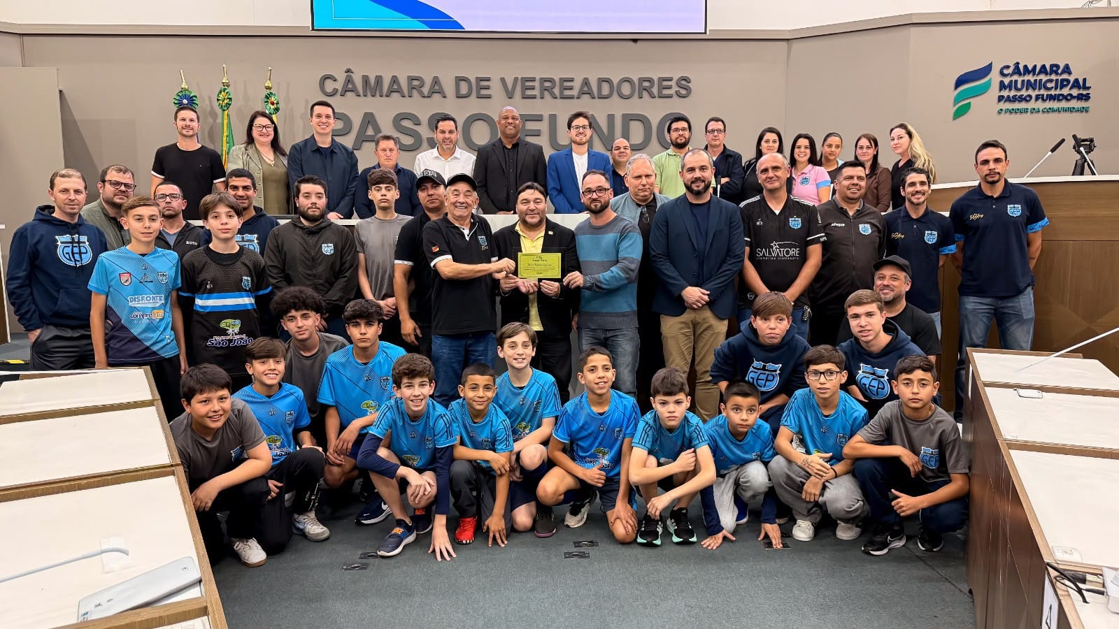 Grêmio Esportivo Petrópolis recebe homenagem na Câmara de Passo Fundo