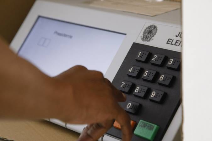 Horário da votação no segundo turno: quando as urnas abrem neste domingo?