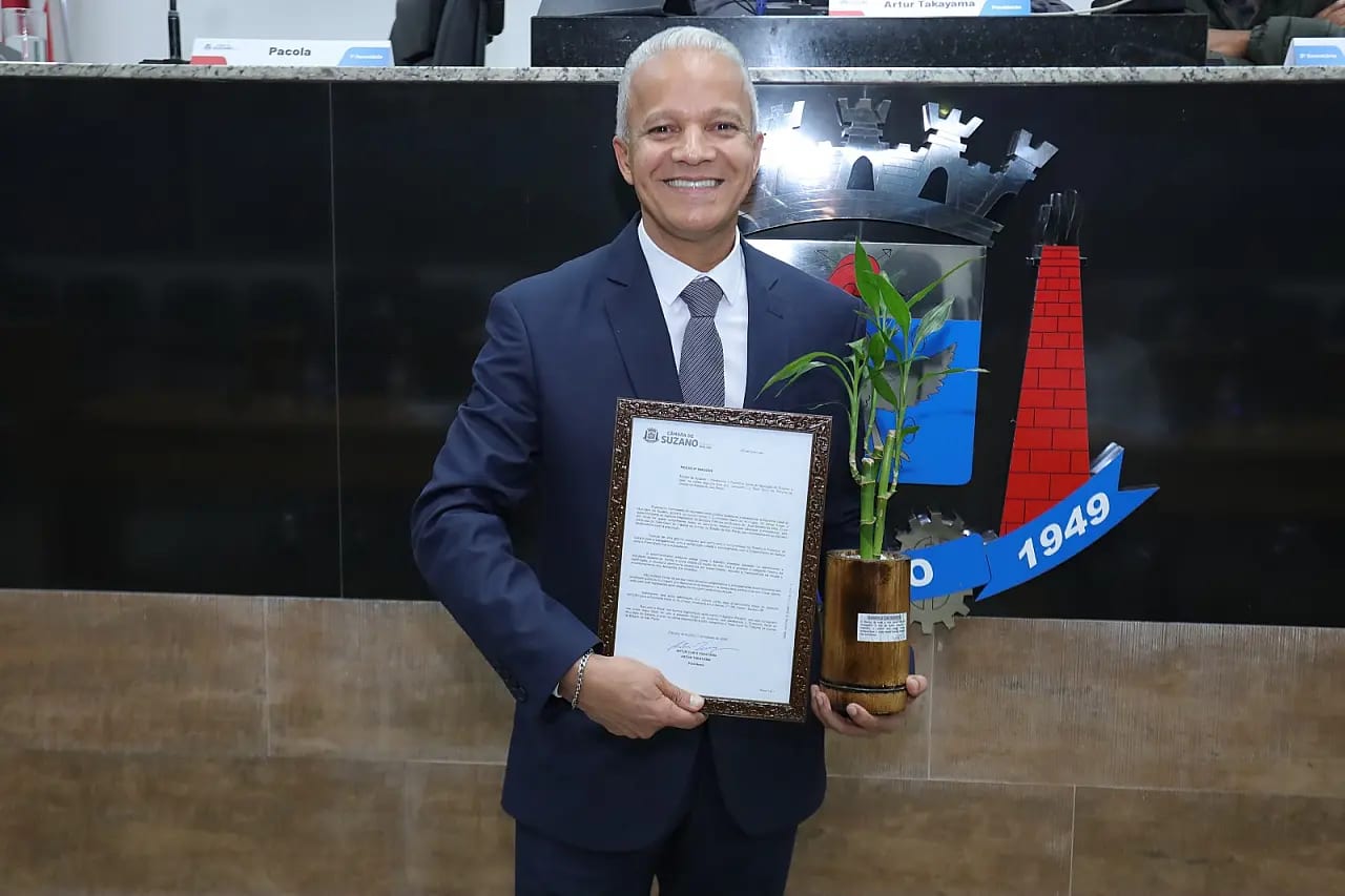 Ouvidoria Municipal é homenageada pela Câmara por recebimento de prêmio do TCE