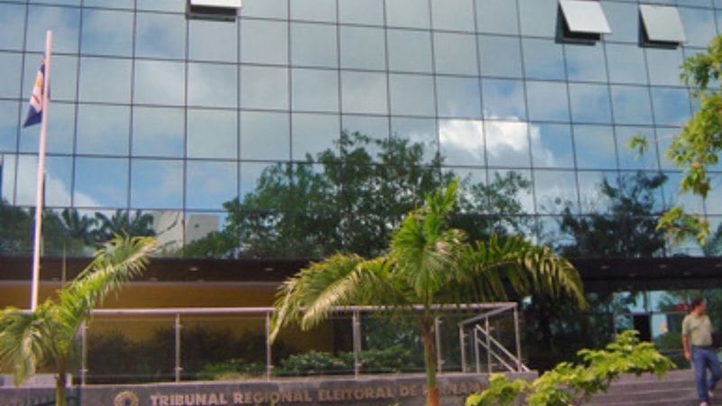 TRE intima Raquel Lyra a apresentar programa de governo em três dias