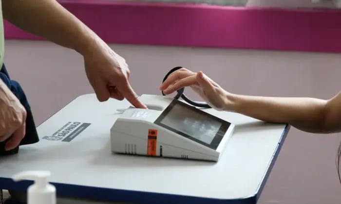 Eleitor sem biometria pode votar no segundo turno, dia 25 de outubro