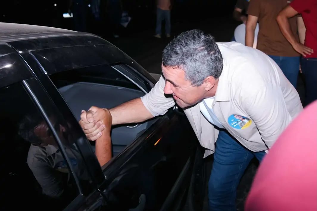 Coronel Barbosa inaugura comitê de campanha em Gurupi