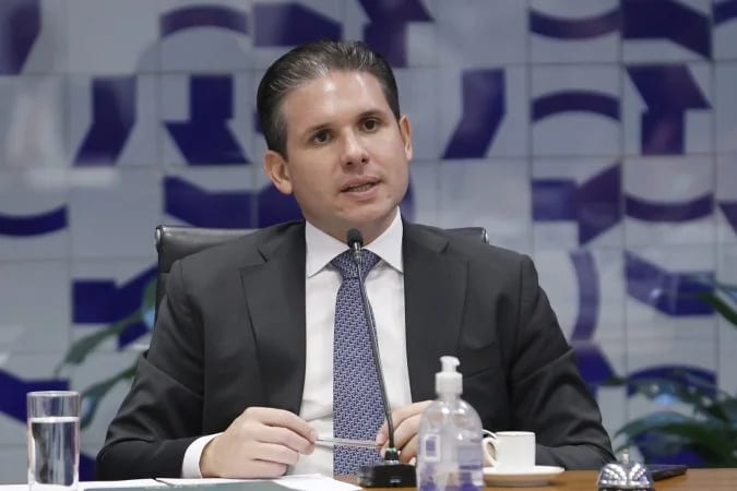 Hugo Motta tratou negócio imobiliário milionário com Vorcaro