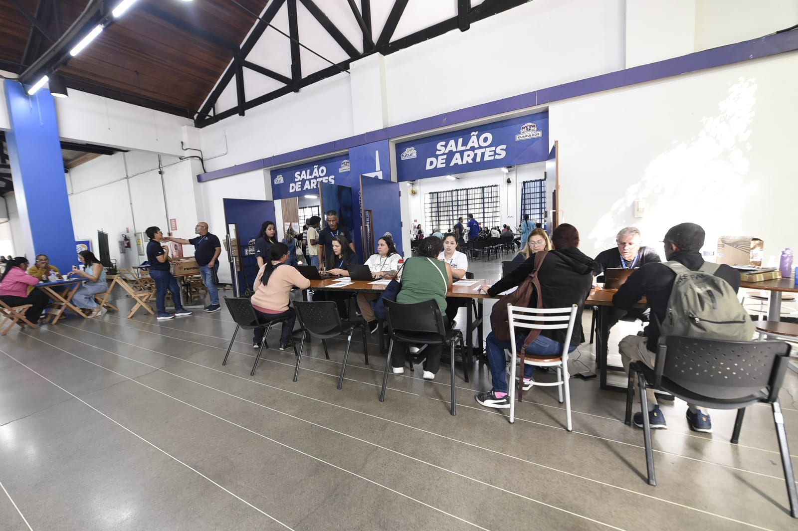 Feira do Emprega Transporte 2026 disponibiliza mais de 2.000 vagas de trabalho na próxima terça-feira